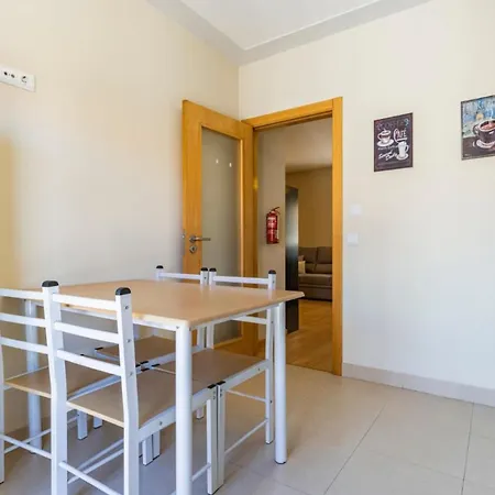 Διαμέρισμα T2 *